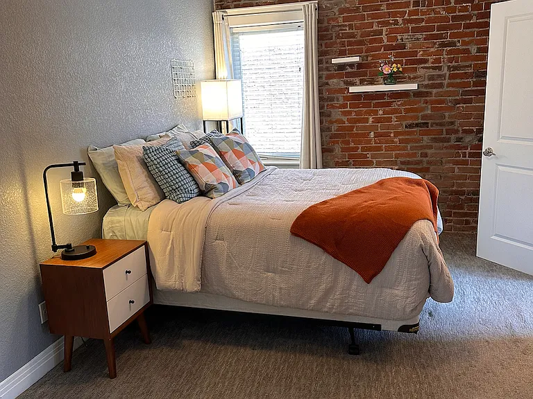 1656 N Franklin St #5 — Photo 9