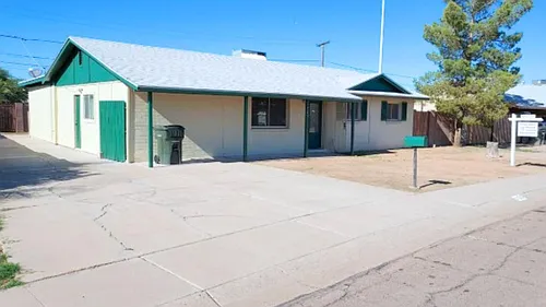 720 E Brenda Dr Photo 1