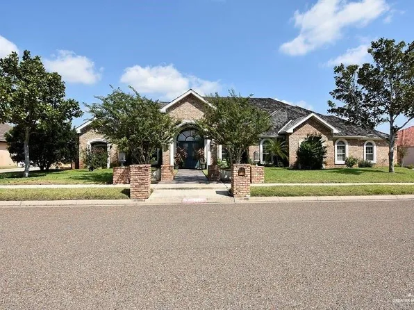 1617 Pebble Dr, Mission, TX 78574