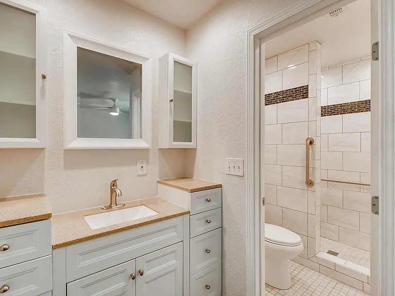 7606 Scenic Brook Dr — Photo 6