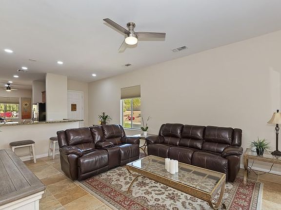 2nd image of 81961 Avenida Las Ramblas
