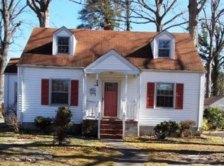 24 Rutledge Rd, Newport News, VA 23601