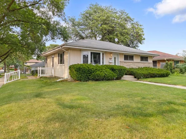 1580 West Bolivar AVENUE, Milwaukee, WI 53221