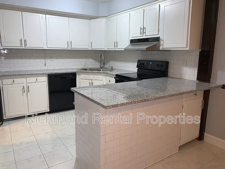 4 Skipwith Green Cir — Photo 4