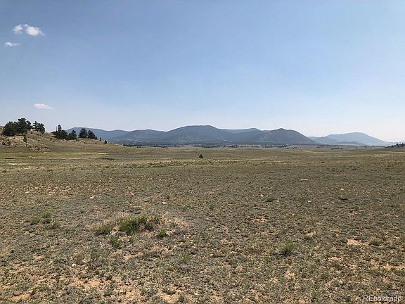 3rd image of 130 Arapaho Trl