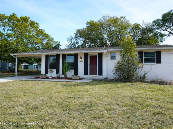 9466 Midway St, Spring Hill, FL 34608