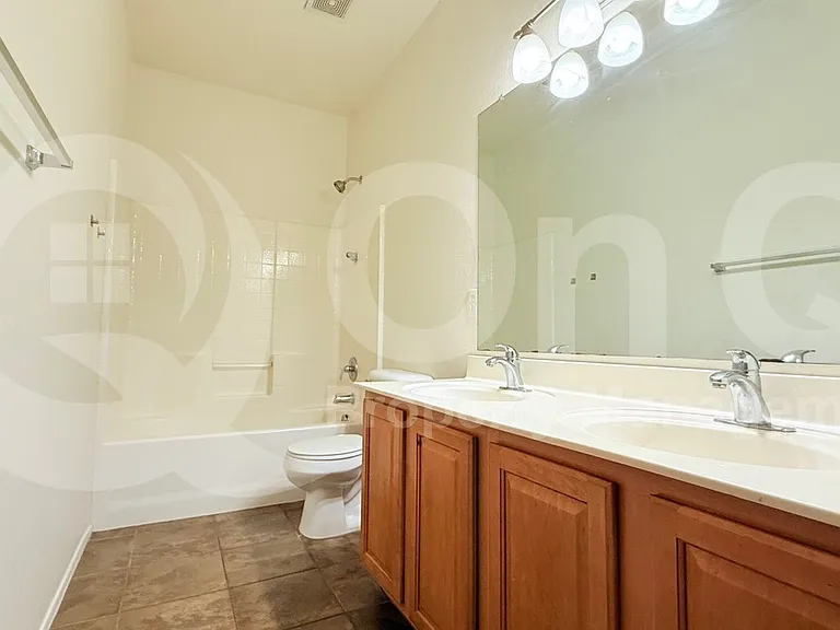 15632 N 156th Ln — Photo 13