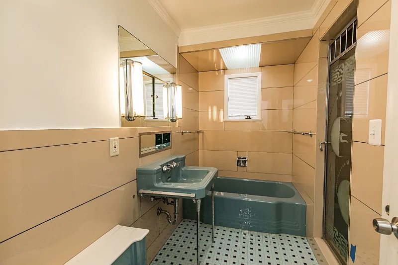 6 bed, 1822 sqft, $3,100 — Photo 4