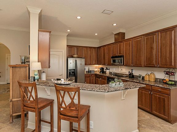 3rd image of 13846 Atlantic Blvd APT 907