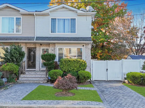 15 Ovas Ct, Staten Island, NY 10312