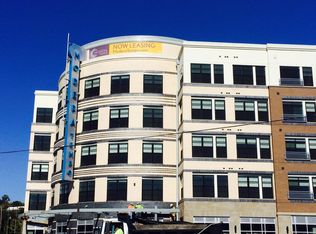 650 Shillings St APT 411, Alexandria, VA 22304