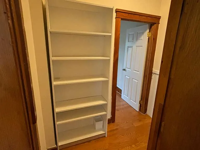 57 Lakeview Ave #F — Photo 1
