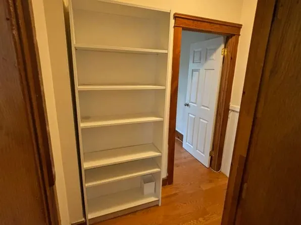 57 Lakeview Ave Unit F, Lowell, MA 01850