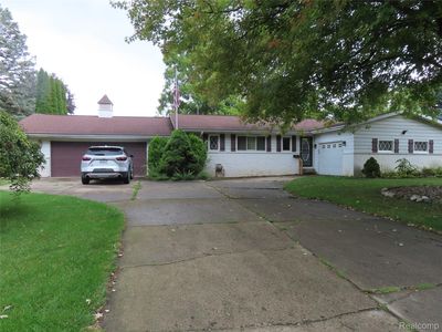 3353 Southgate Dr, Flint, MI, 48507