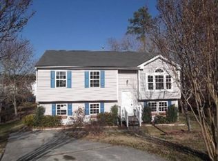 101 Valley Park Dr, Knightdale, NC 27545