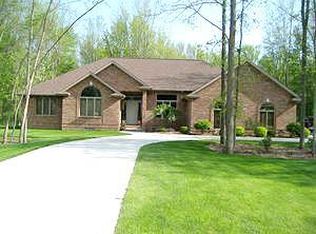 130 Nature Ln, Sandusky, MI 48471