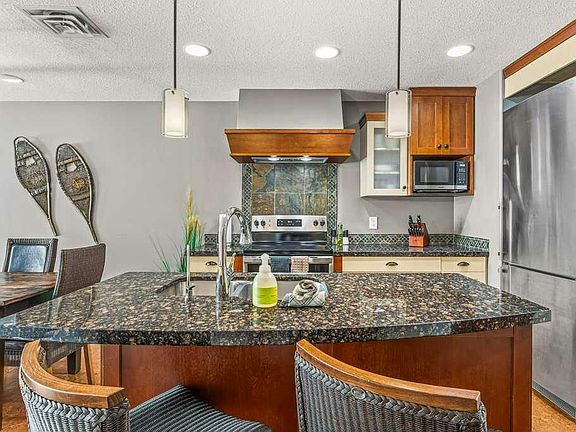 5th image of 202-173 Kananaskis Way #202