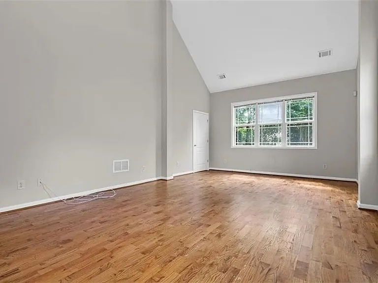 3516 Lori Ln — Photo 23