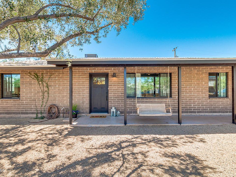 1st image of 709 E Vista Del Cerro Dr