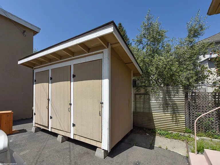 3205 & 3209 California St — Photo 8