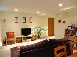 102 Queensberry St APT 1, Boston, MA 02215