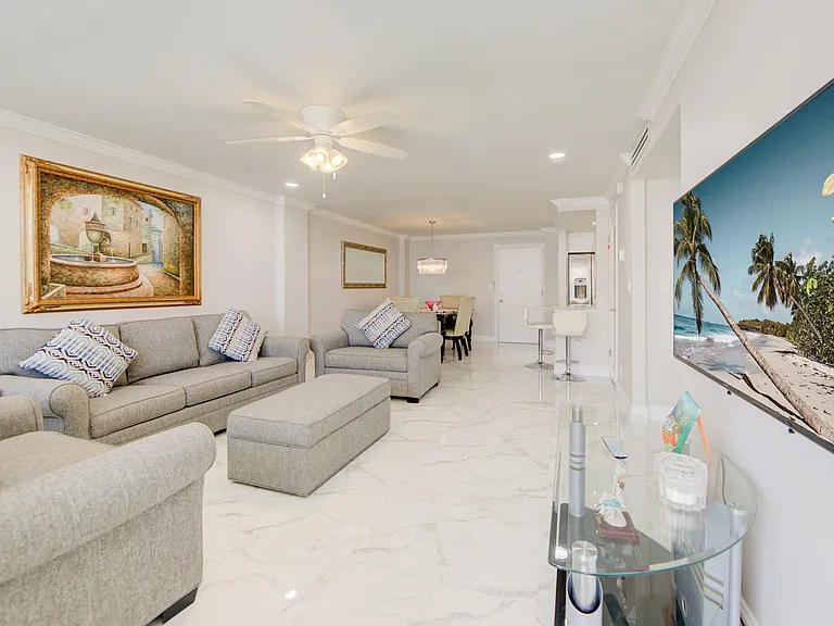 305 N Pompano Beach Blvd #1007 — Photo 7