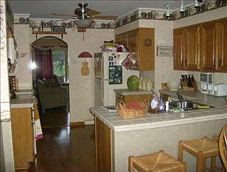 3rd image of 17 Virginia Ave