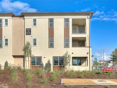12903 Paradiso Dr #201, Eastvale, CA, 92880