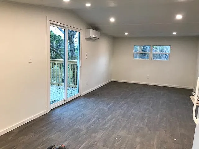 1 bed, 550 sqft, $900 — Photo 3