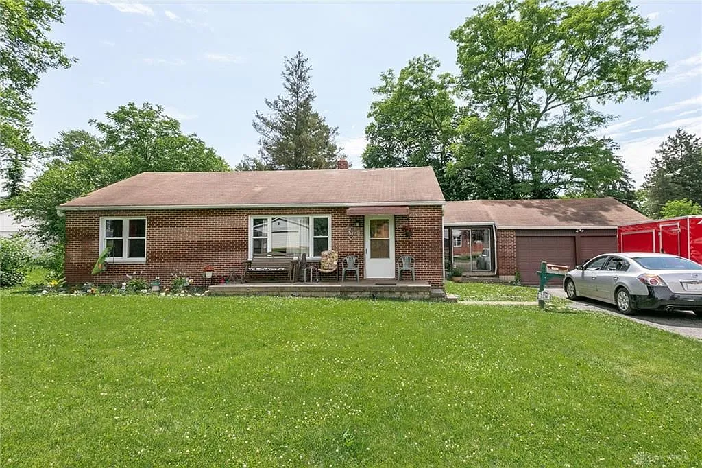 2214 Shawnee Ave photo 1
