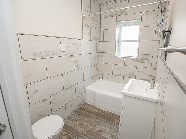1628 W Main St #B — Photo 21