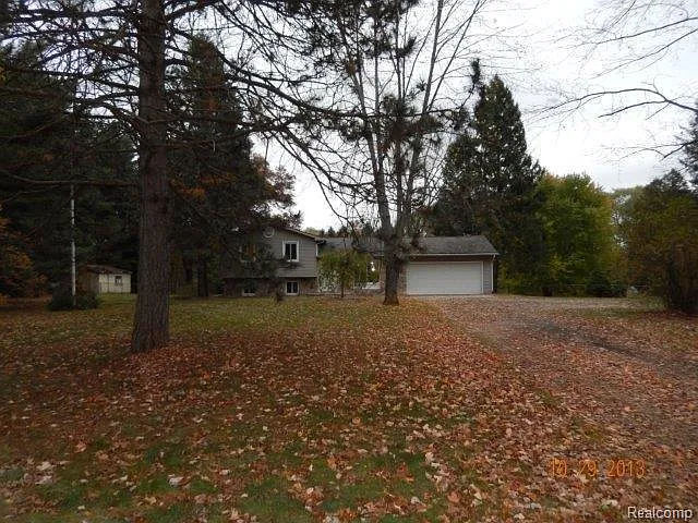 783 Windemere Dr photo 1