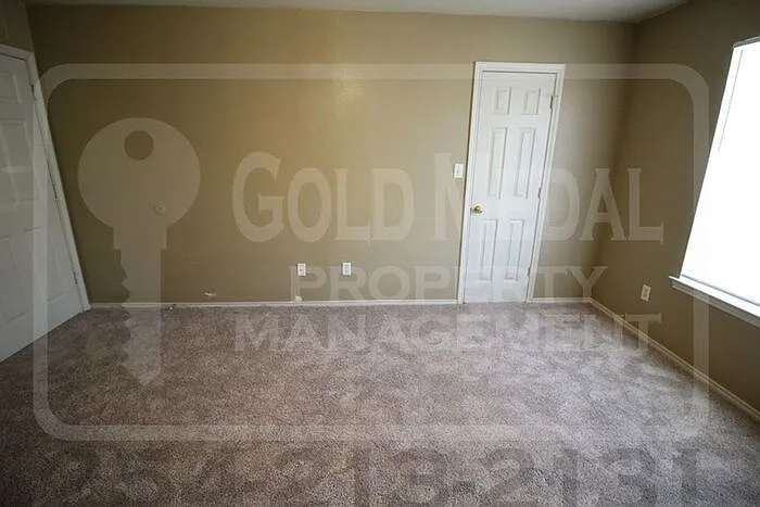 3400 Barcelona Dr — Photo 24