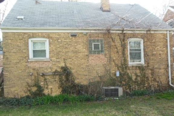 2nd image of 14324 S Lowe Ave