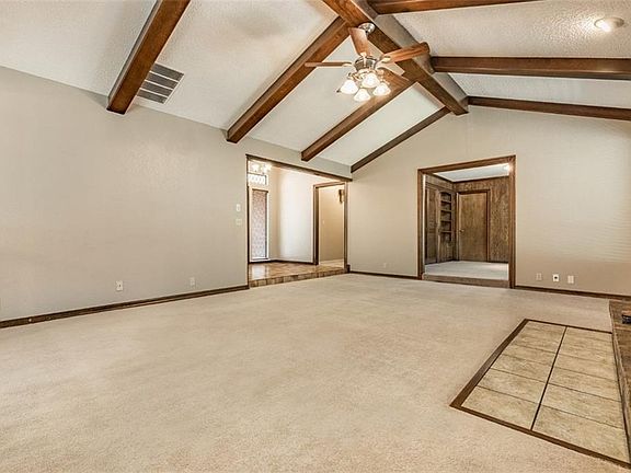 3rd image of 3141 Rosewood Ln