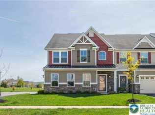 4746 Dealtrey Dr, Bethlehem, PA 18020