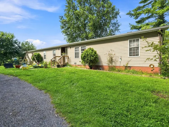 6782 Floyd Hwy N, Copper Hill, VA 24079