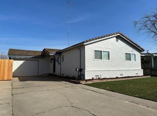 1138 S Sunset Dr, Lodi, CA 95240