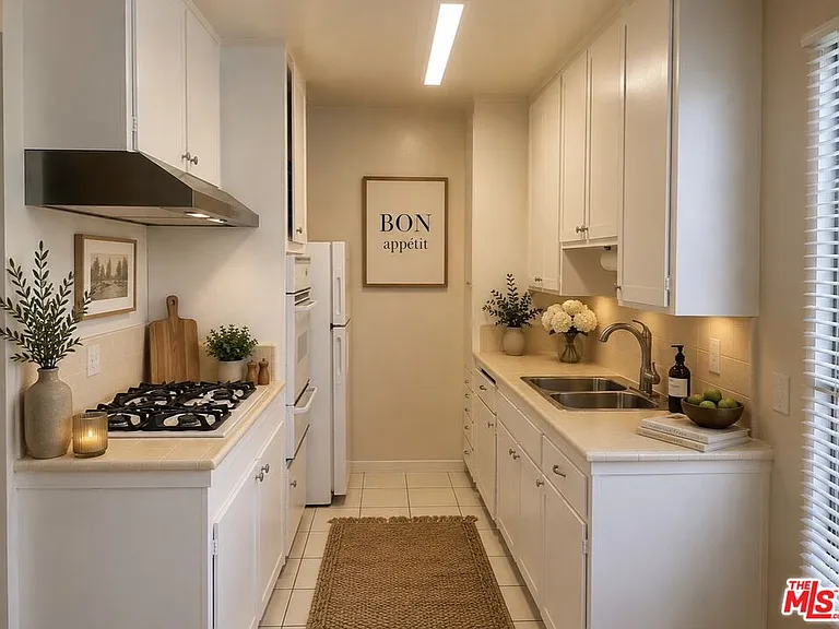 5411 S Centinela Ave #3 — Photo 8