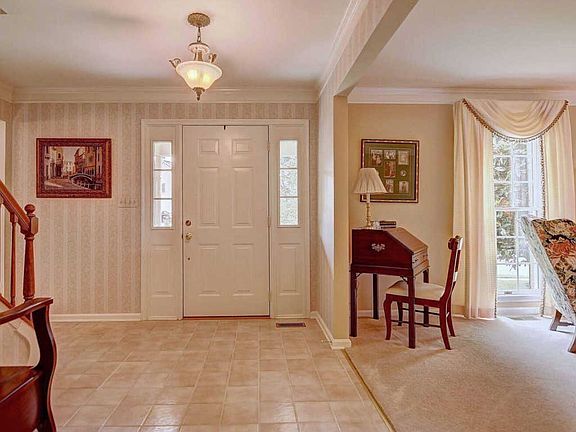 3rd image of 1833 N Hamlet Pl