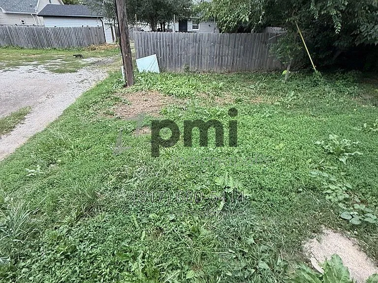 112 Adler St — Photo 30