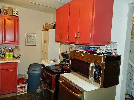 3rd image of 1001 S Benton St