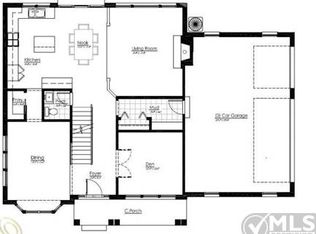 12910 Wales Ave, Huntington Woods, MI 48070
