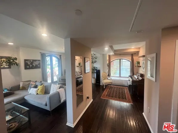 1301 Princeton St Unit 101, Santa Monica, CA 90404