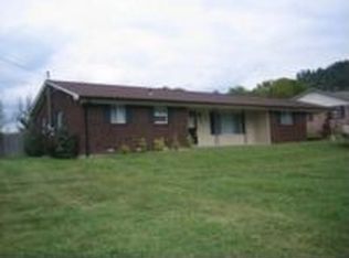 68 Oakdale Dr, Clearfield, KY 40313