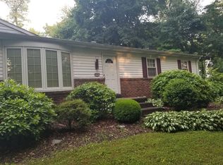 521 W Winding Hill Rd, Mechanicsburg, PA 17055