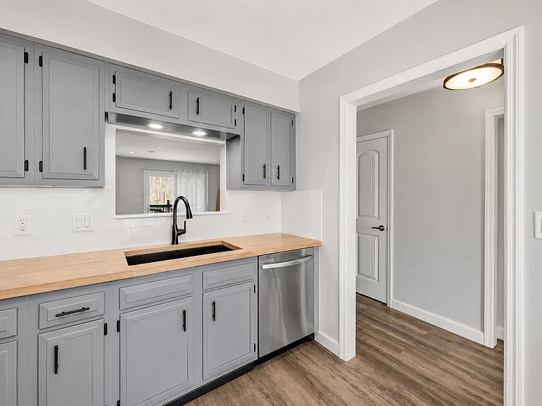 7122 Woods Crossing Dr — Photo 6