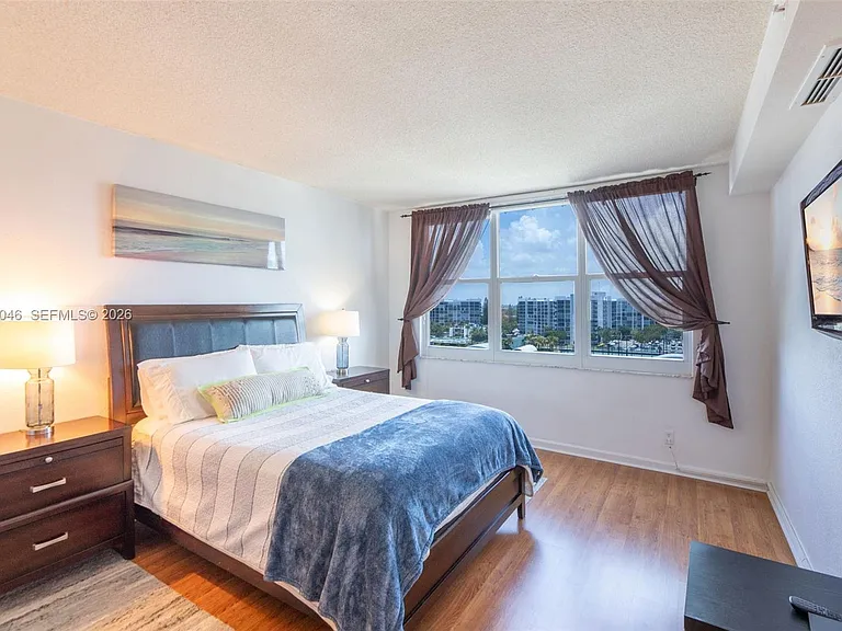 2501 S Ocean Dr #828 — Photo 29