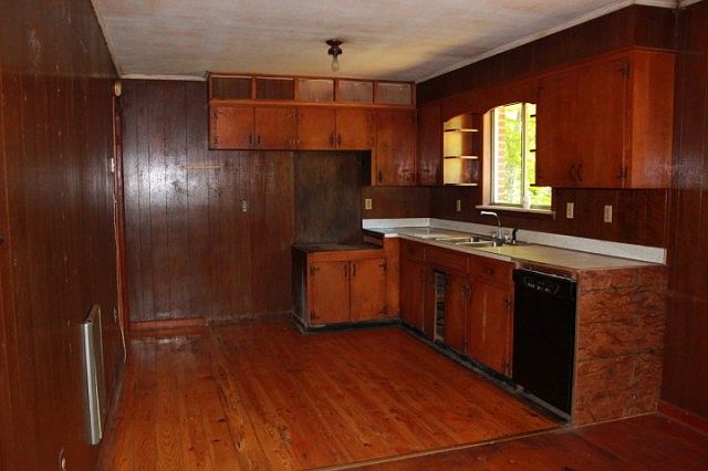 2nd image of 148 Carrianne Hills Rd