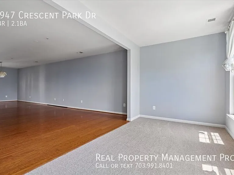 7947 Crescent Park Dr — Photo 9